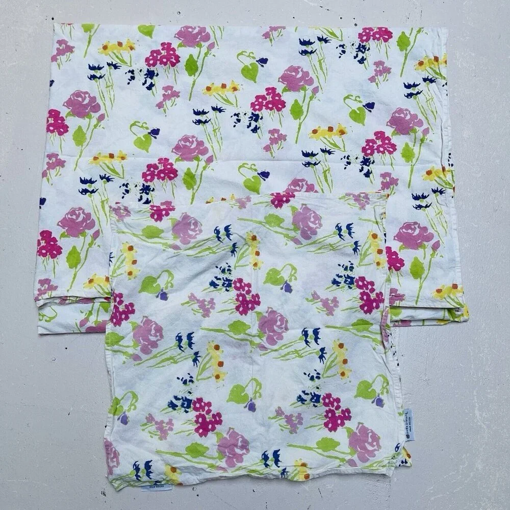 Pomegranate Inc Hand Blocks Tablecloth and 4 Napkins Floral Cotton 58 X 88 Inch